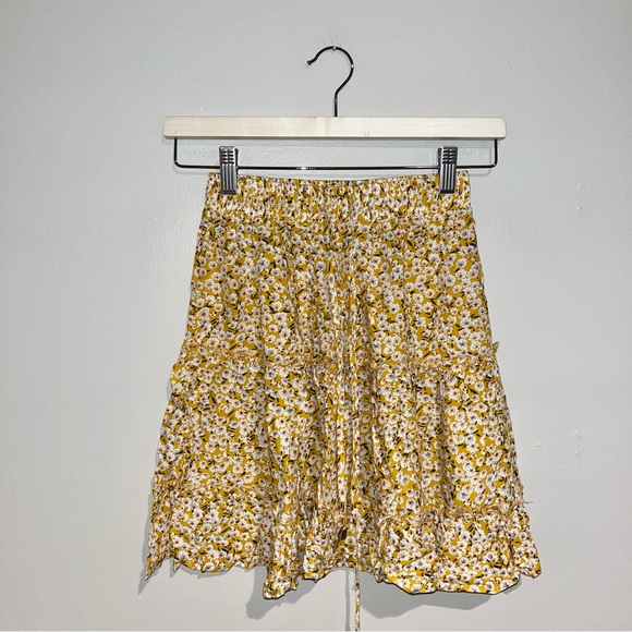 Floral Ruffle Skirt Size Small with adjustable waist - Picture 1 of 4